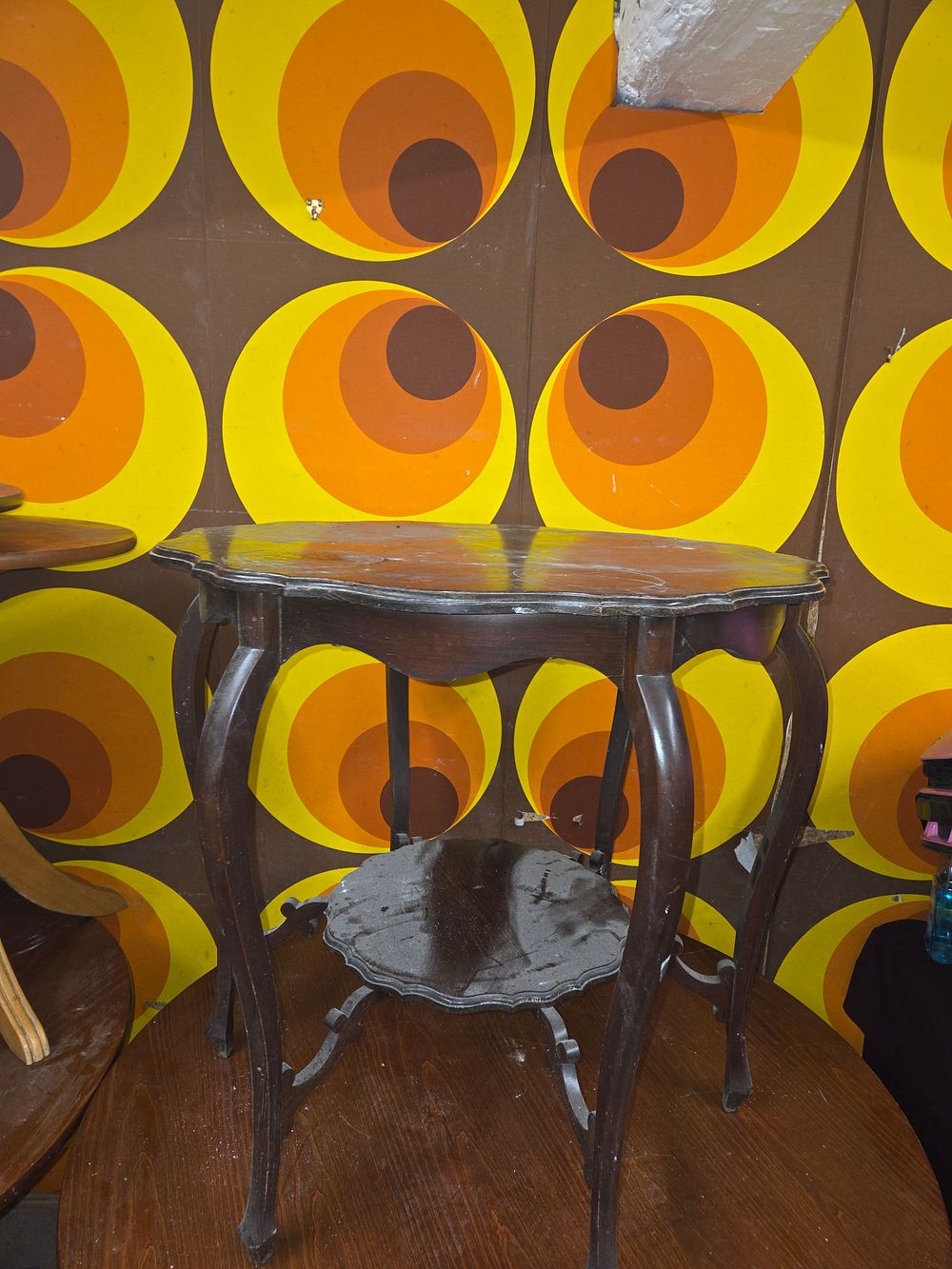 Lot 418 – Dark Brown Wooden Scalloped Edge Side Table