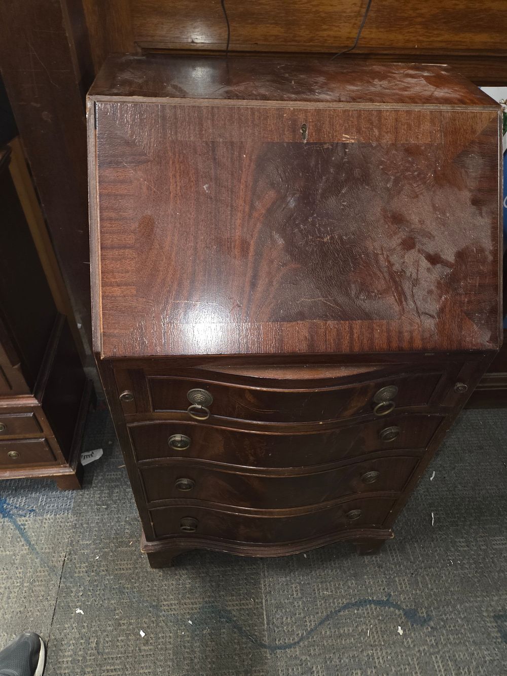 Lot 430 – George III Style Mahogany Serpentine Chest of Drawers