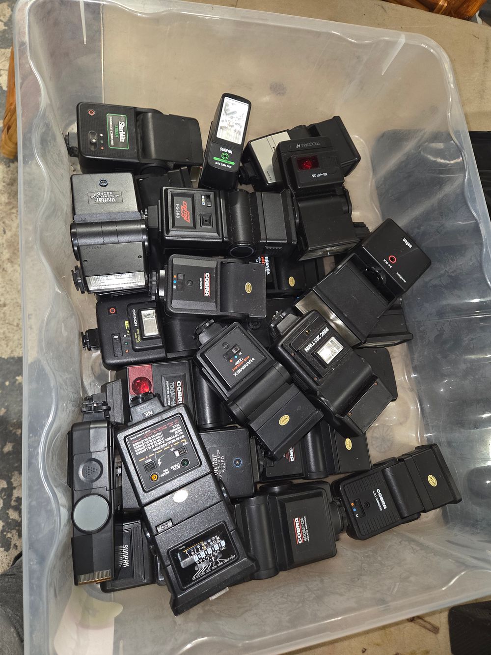 Lot 436 – A Collection of Various Camera Flash Units