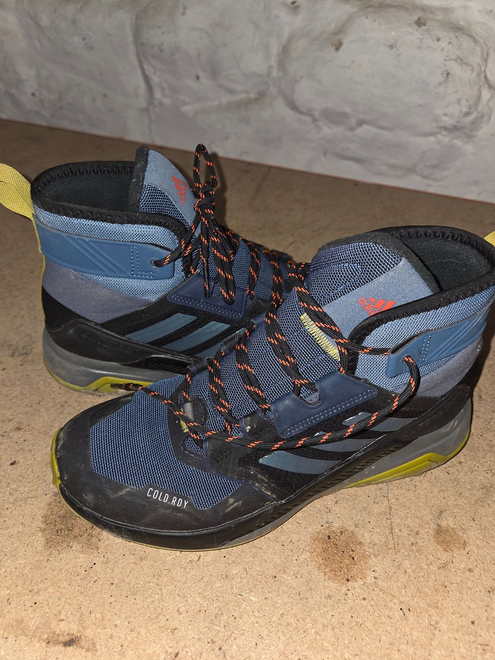 Lot 452 – A Pair of Adidas Terrex Trailmaker Mid Hiking Boots Size 6.5