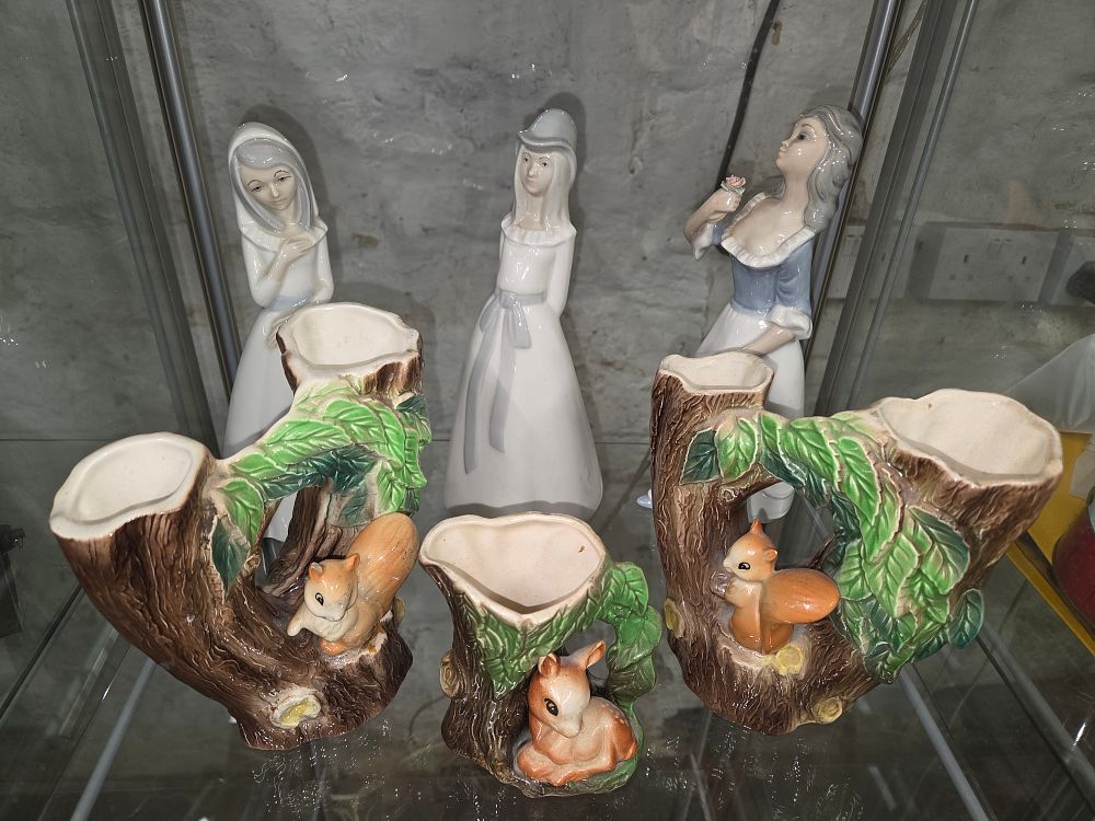 Lot 616 – A Collection of Hornsea Fauna Vases and Ceramic Figurines