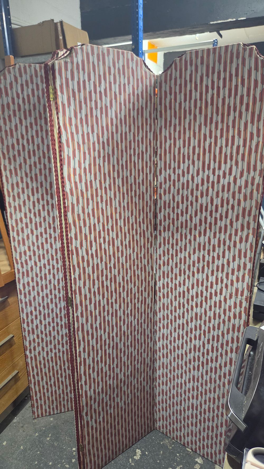 Lot 221 – Three-panel folding room divider with patterned fabric upholstery