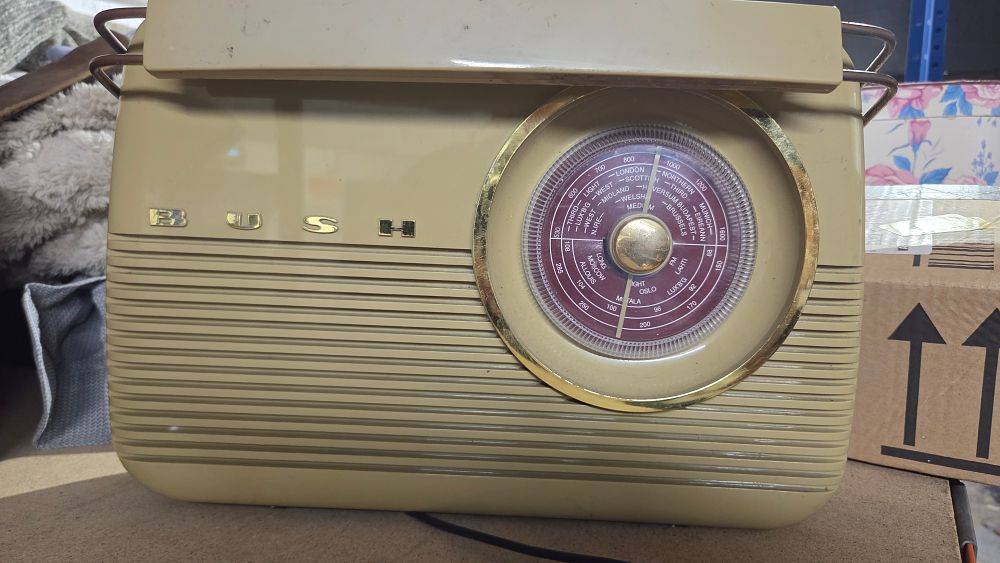 Lot 226 – Vintage Bush TR82 Transistor Radio