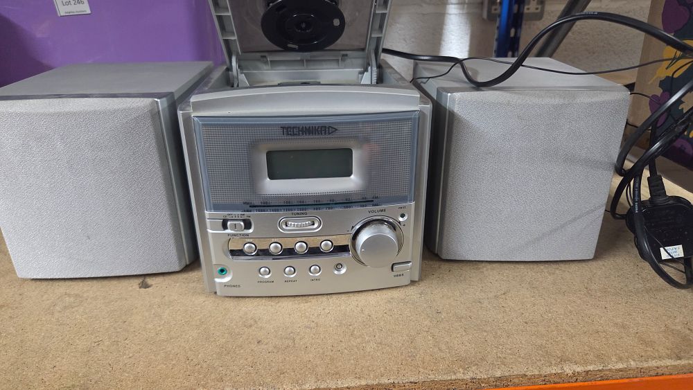 Lot 247 – Technika Micro Hi-Fi System