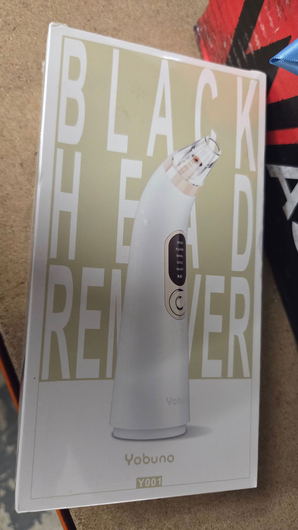 Lot 250 – New Yobuno Y001 Blackhead Remover Pore Vacuum in Box