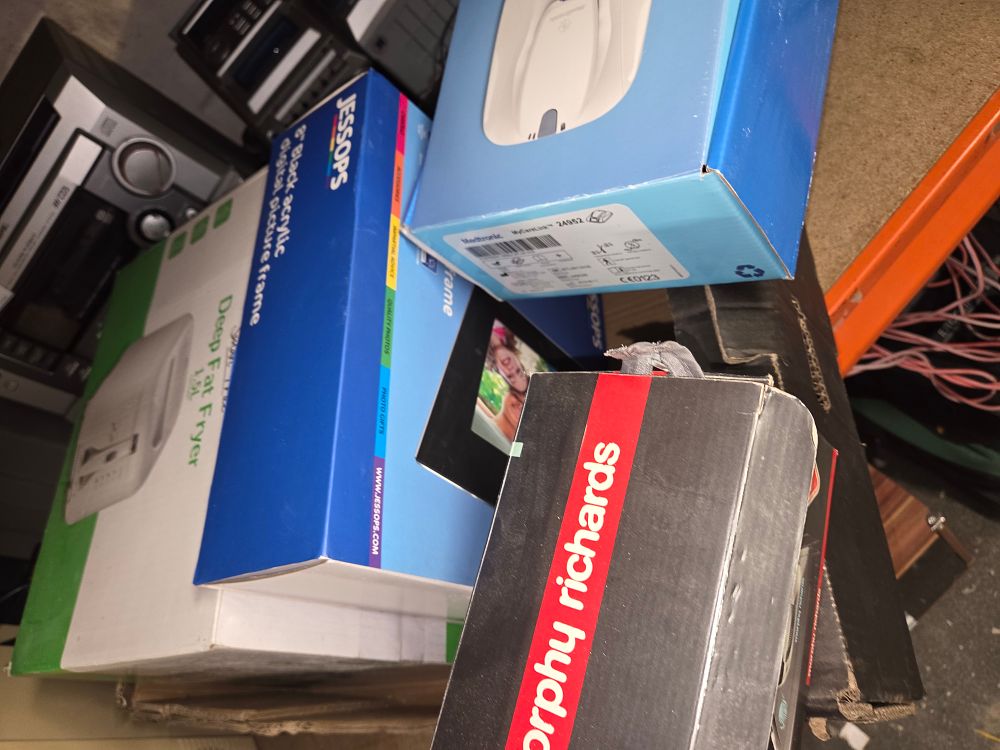 Lot 495 – A Collection of Boxed Consumer Electronics and Appliances