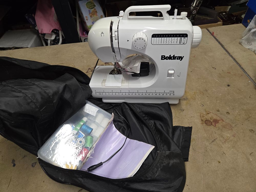Lot 526 – Beldray 12 Stitch Sewing Machine with Bag and Accessories w/o
