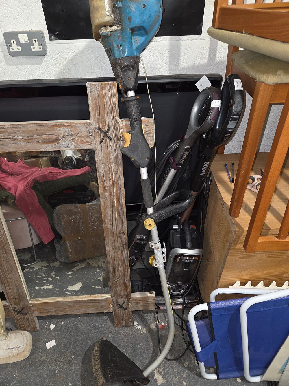 Lot 543 – Tesco Petrol Strimmer