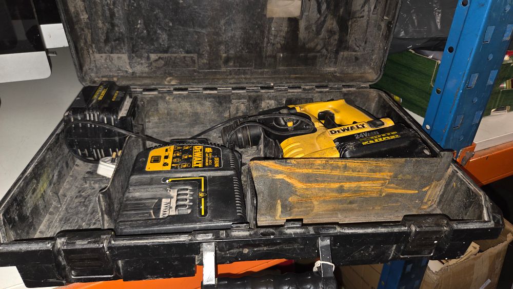 Lot 203 – DeWalt DC233KA 24V Cordless Rotary Hammer Drill and Accessories
