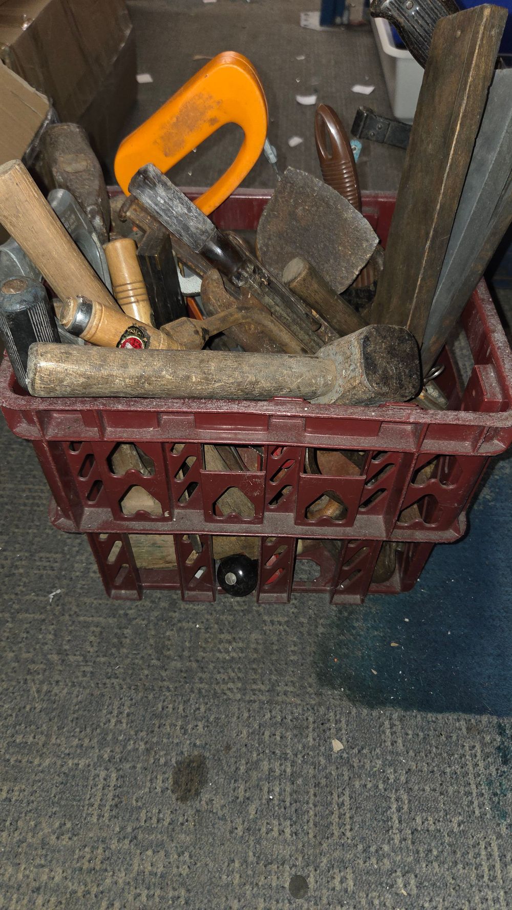 Lot 215 – A Collection of Vintage Hand Tools and Equipment