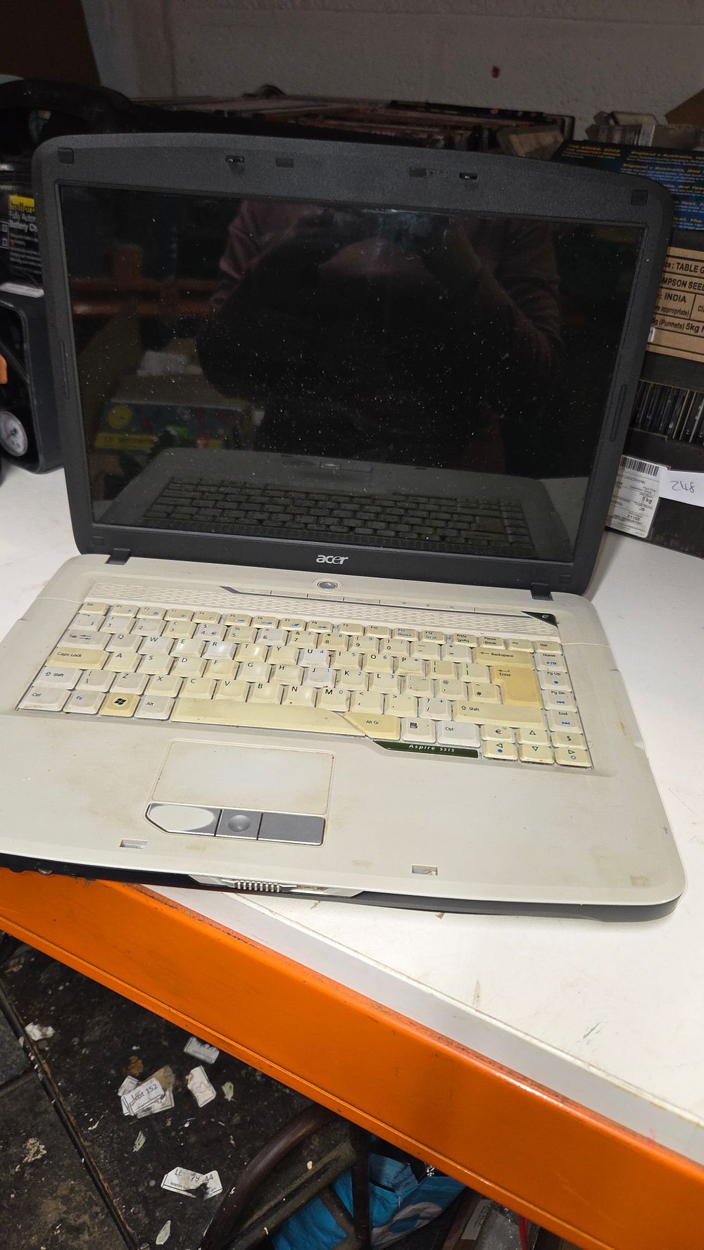 Lot 257 – Acer Aspire 5315 15.4 Inch Laptop Computer