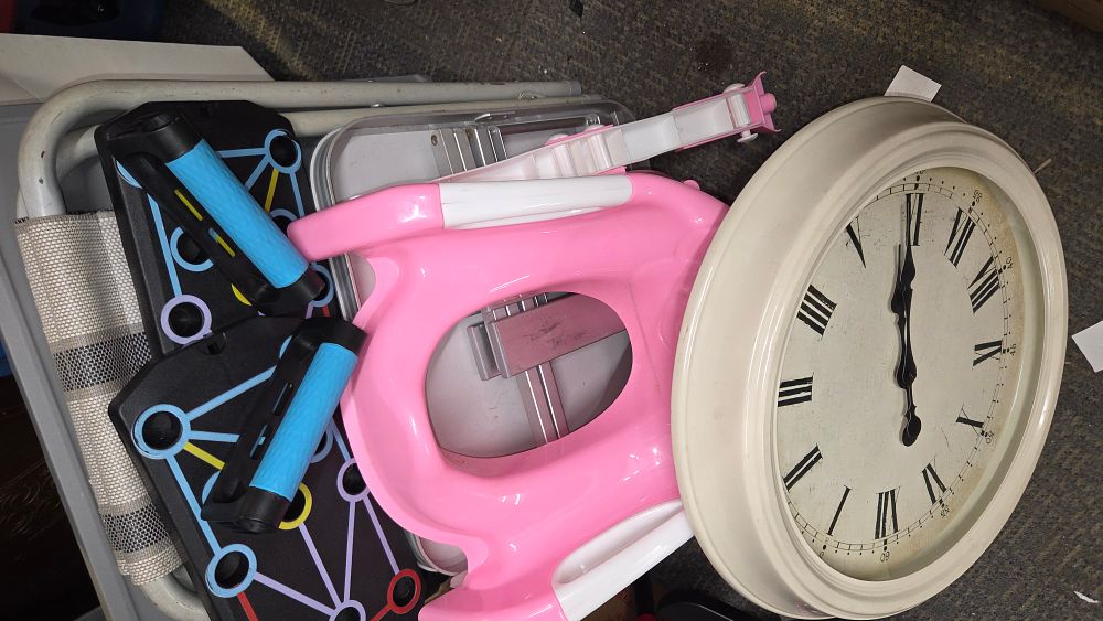Lot 286 – Household Items Including a Wall Clock