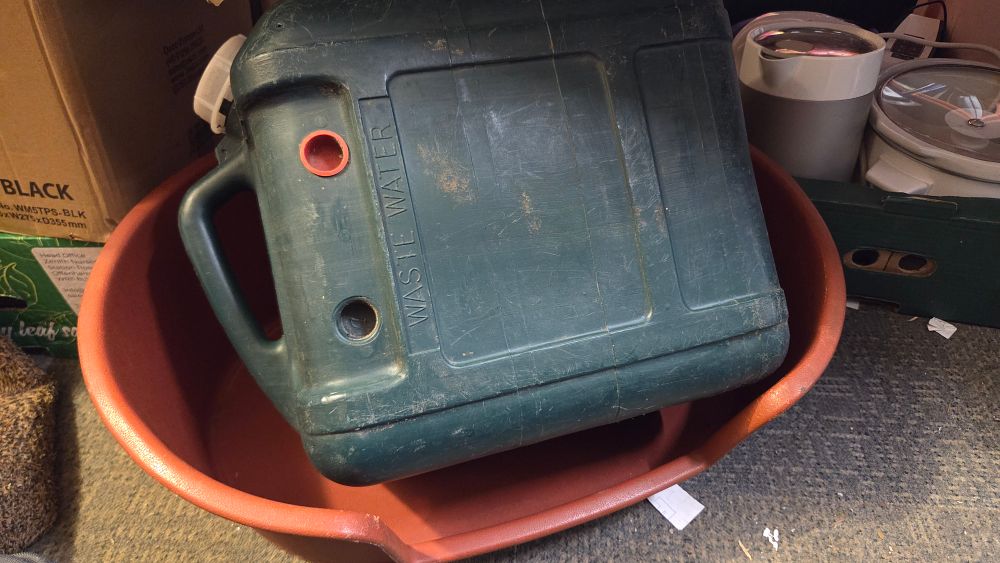 Lot 380 – Dog Bed and Water Butt