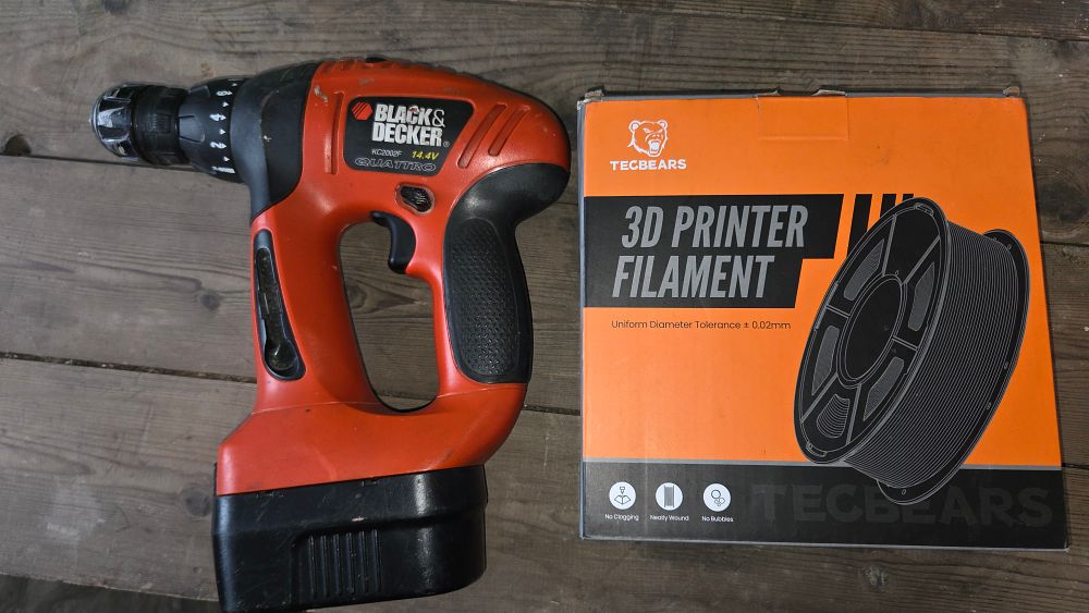 Lot 406 – Black and Decker Drill and 3D Printer Filament