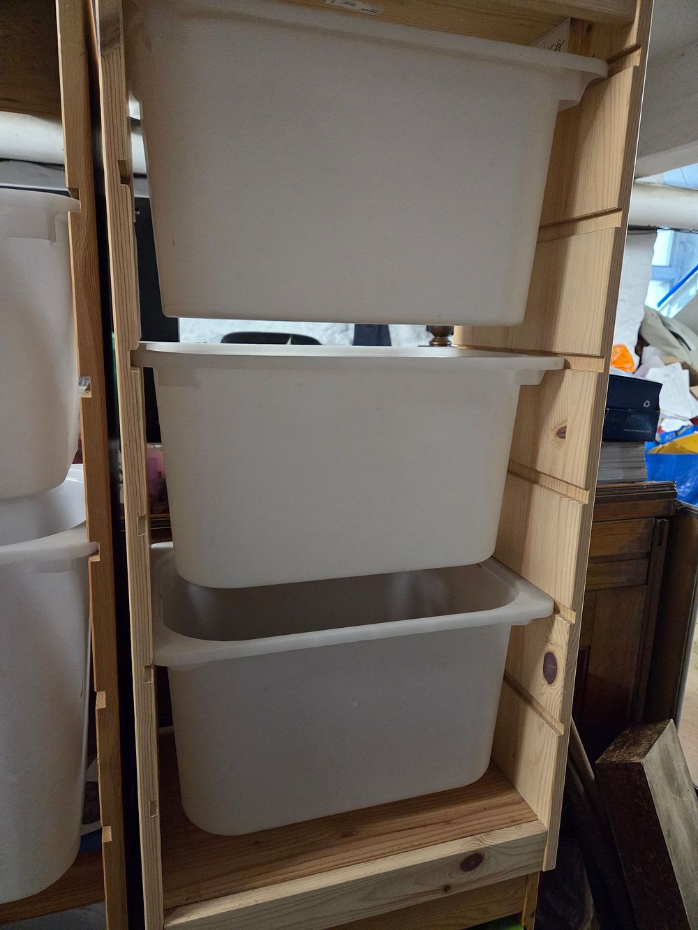 Lot 432 – An Ikea Storage Unit
