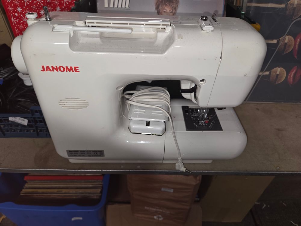 Lot 441 – A Janome Sewing Machine