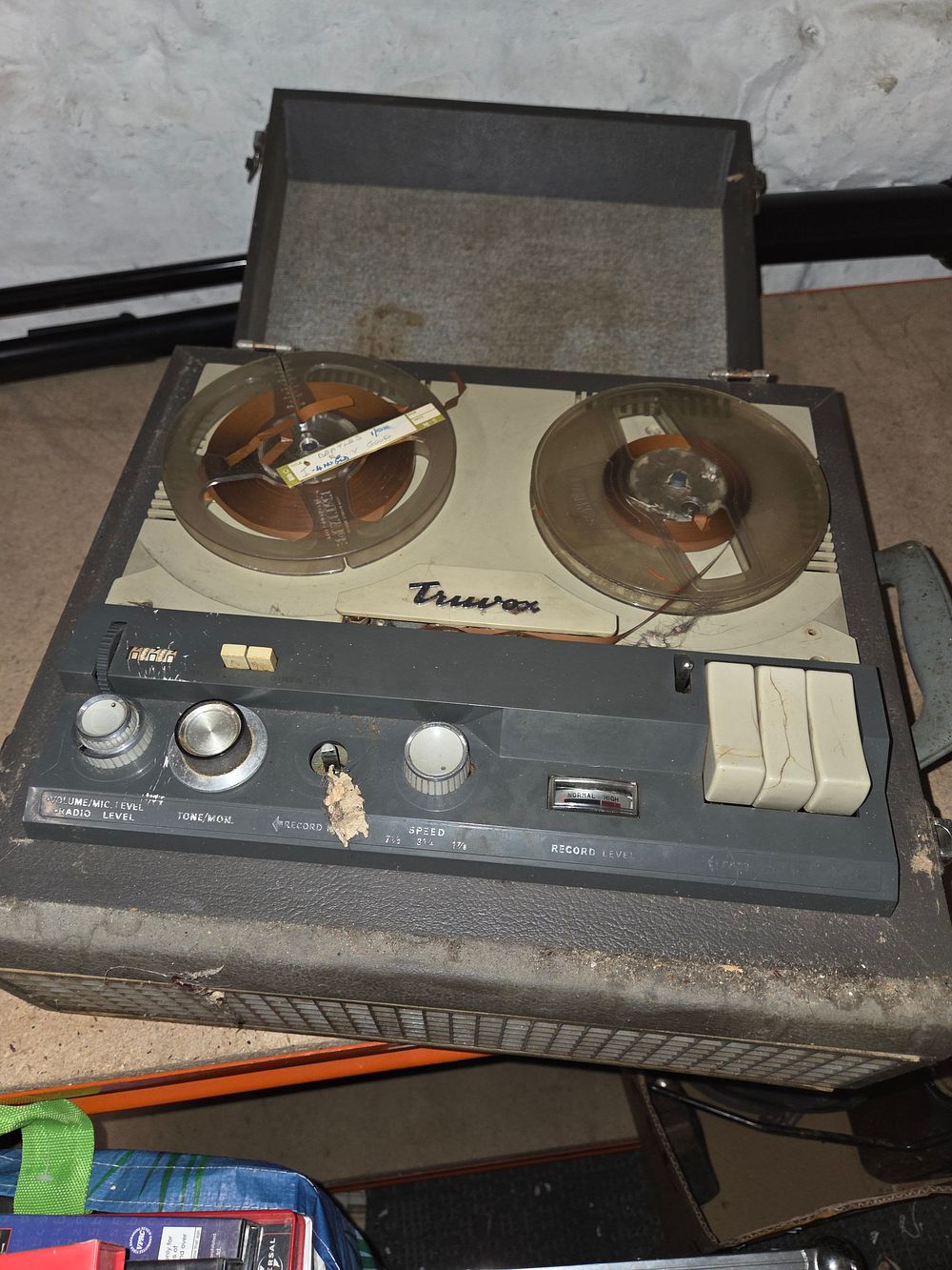 Lot 465 – Truvox Grey and Beige Reel to Reel Tape Recorder