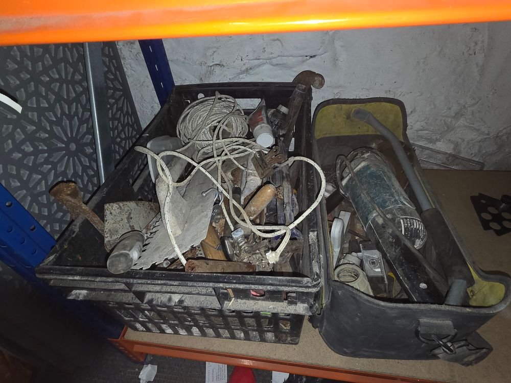 Lot 471 – A Collection of Hand and Power Tools