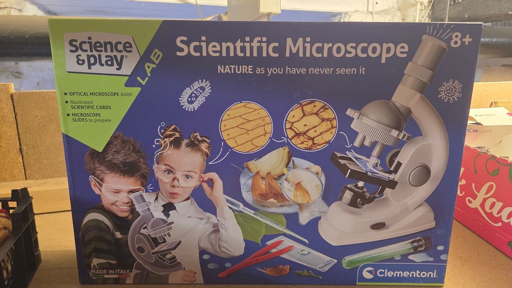 Lot 510 – Clementoni Science and Play LAB Scientific Microscope Kit