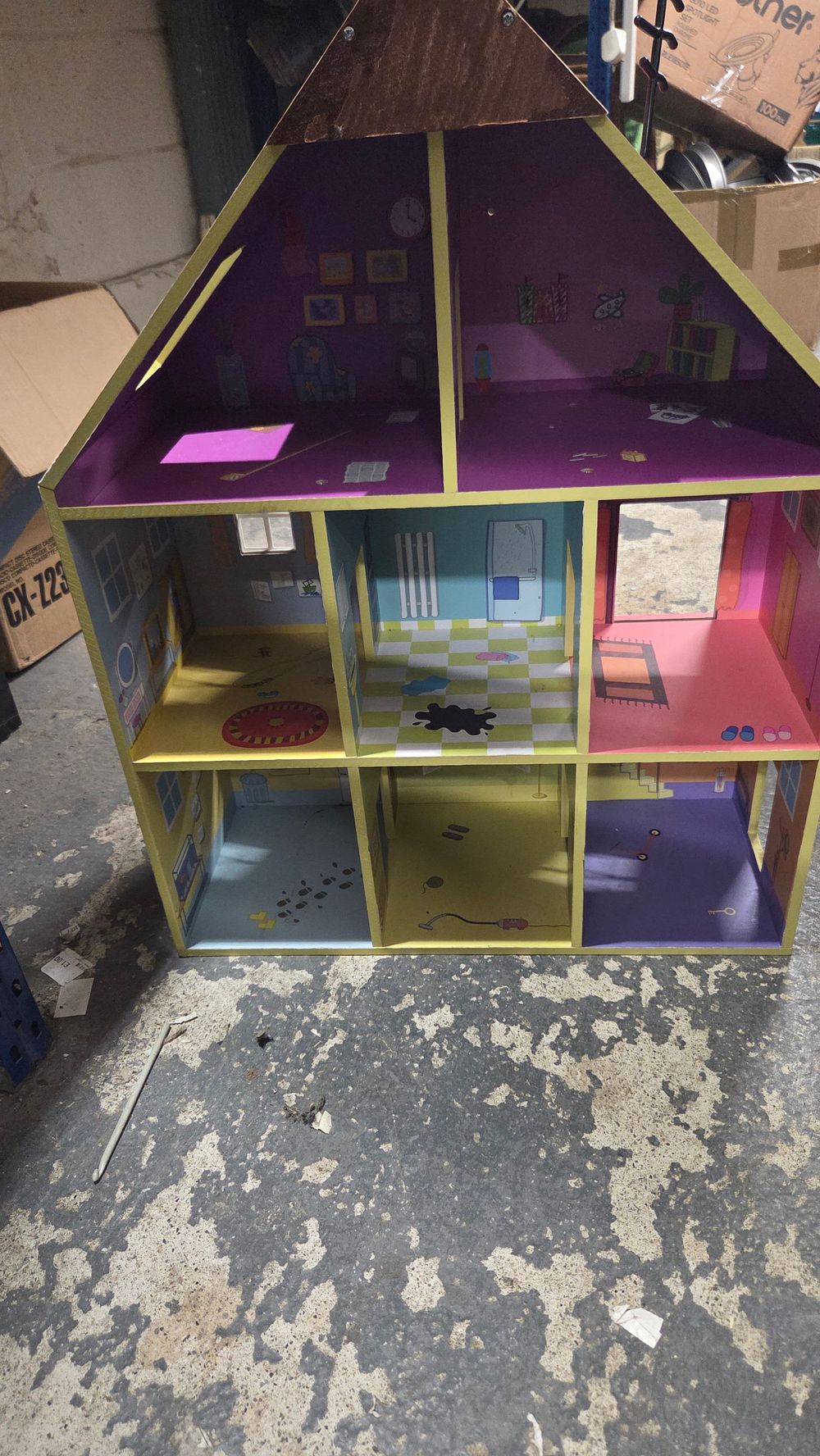 Lot 567 – Peppa Pig Wooden Deluxe Playhouse by Character Options Ltd