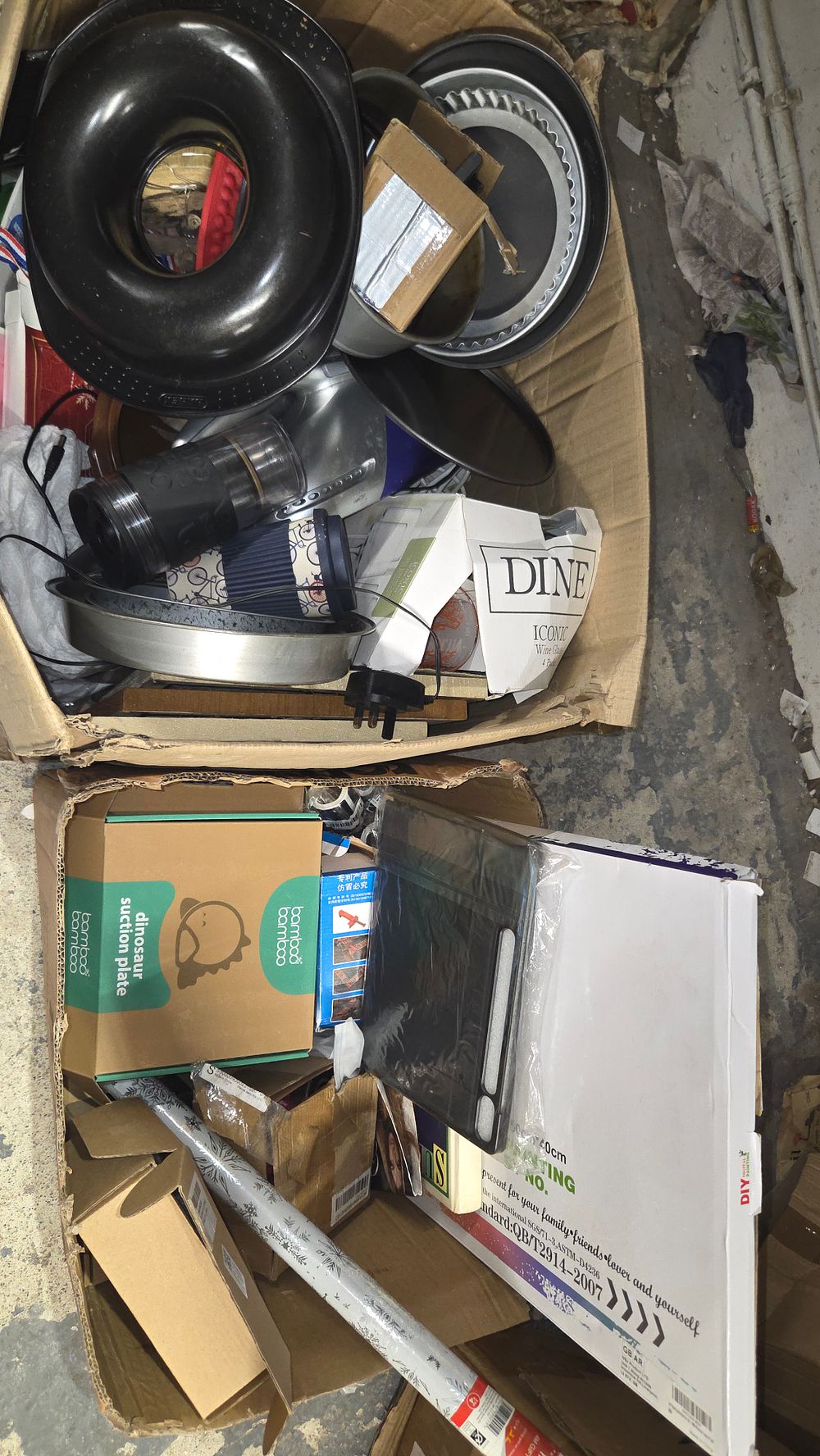 Lot 576 – Two Boxes of Miscellaneous Kitchenware and Household Items