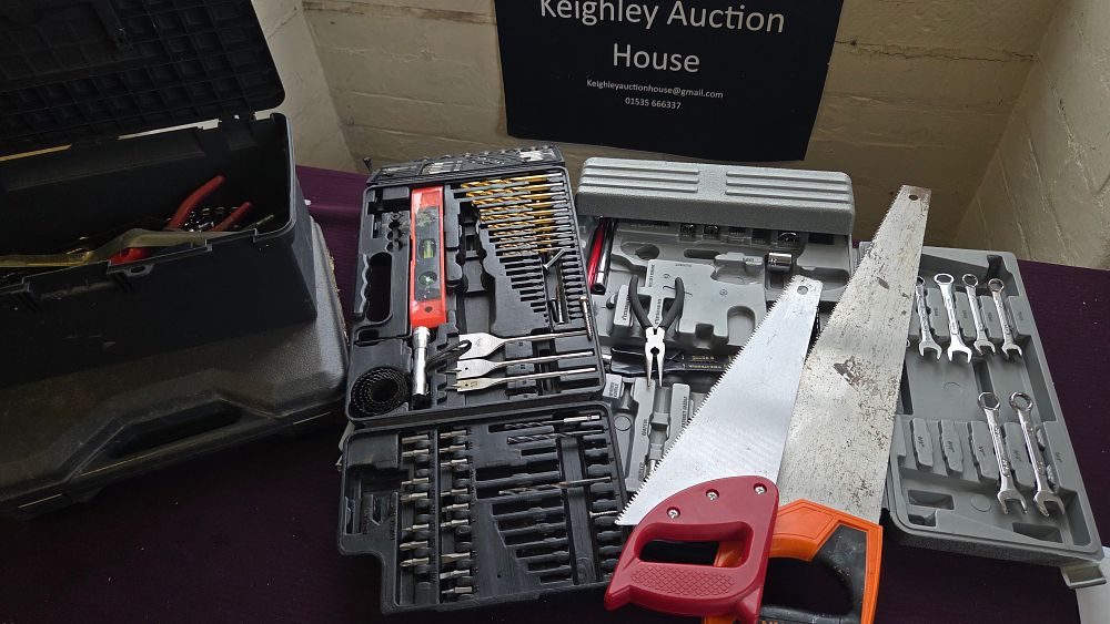Lot 253 – Mixed Lot of Hand Tools and Storage Cases including Hilka Wrenches and Saws
