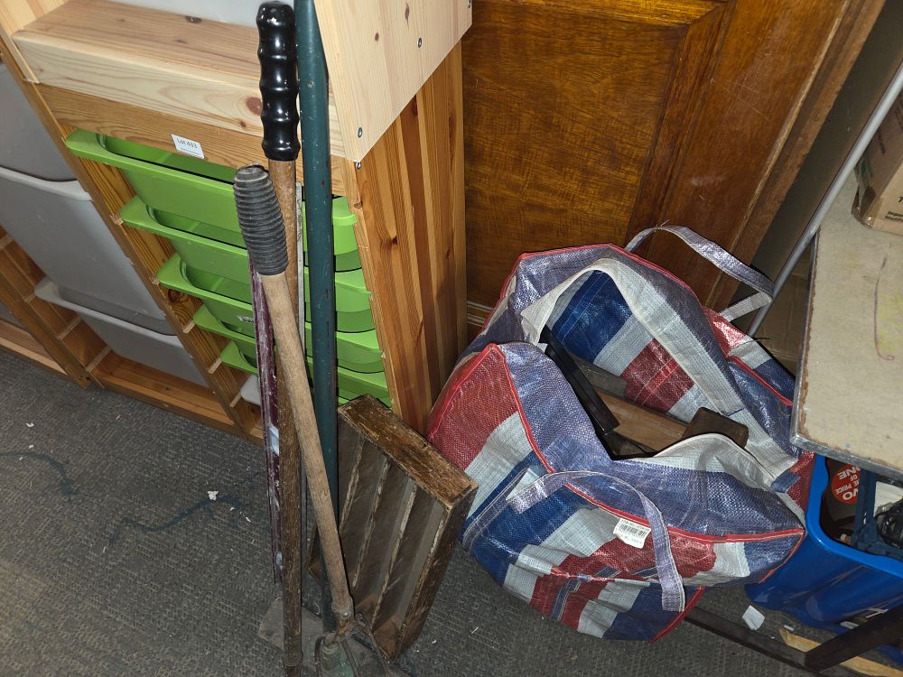 Lot 247 – A Collection of Garden Tools