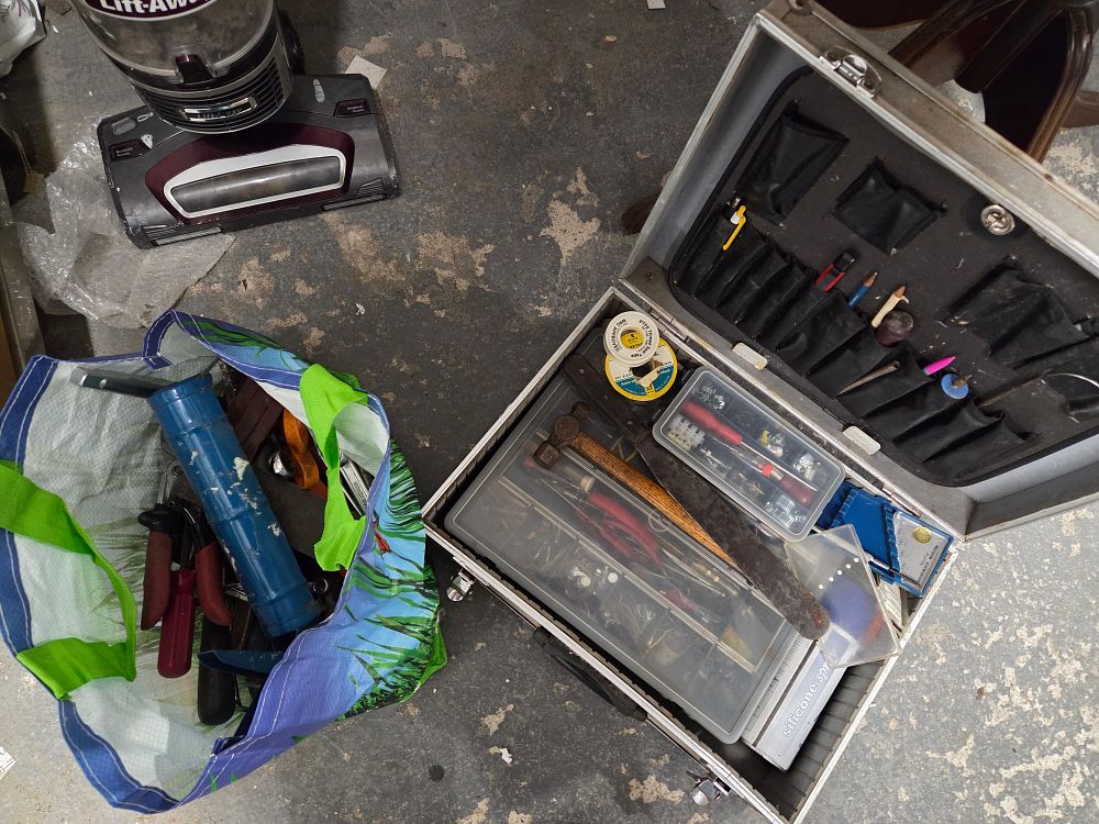 Lot 372 – An Assortment of Hand Tools