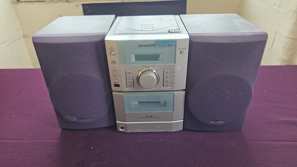 Lot 191 – Sharp XL-530H CD/Cassette/Tuner Micro Component System