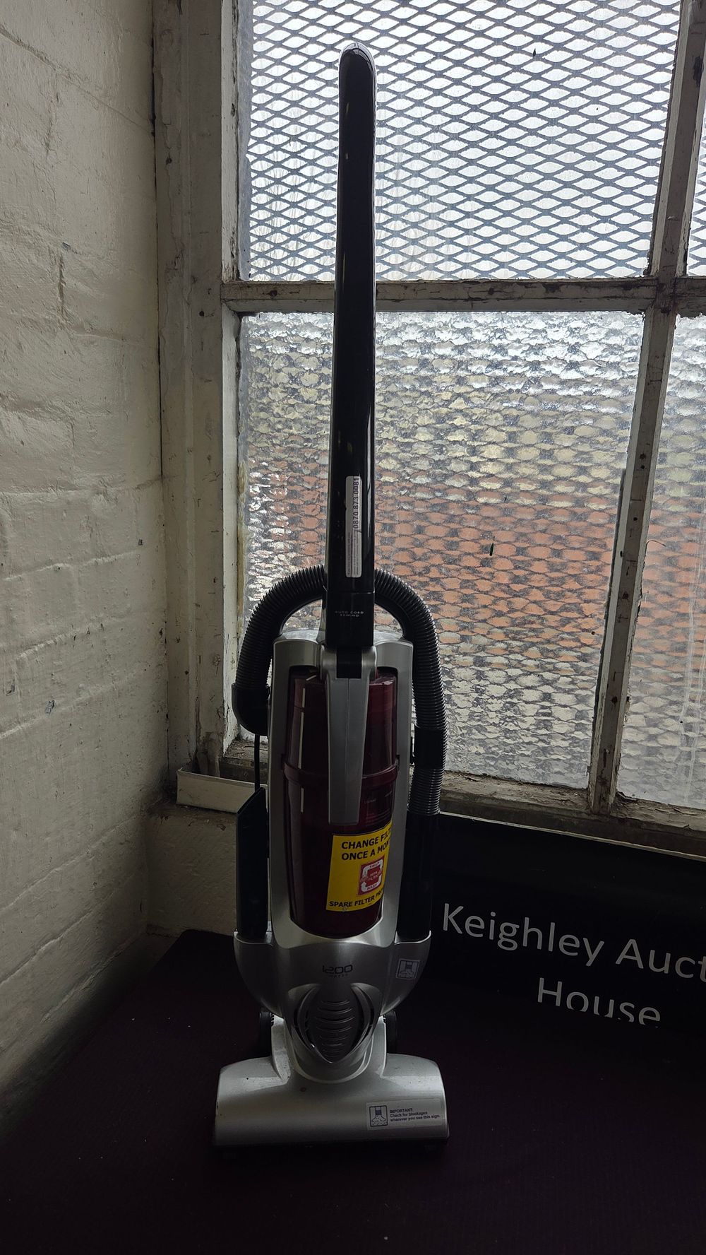 Lot 277 – Atrix Vortex Bagless Canister Vacuum Cleaner in working order