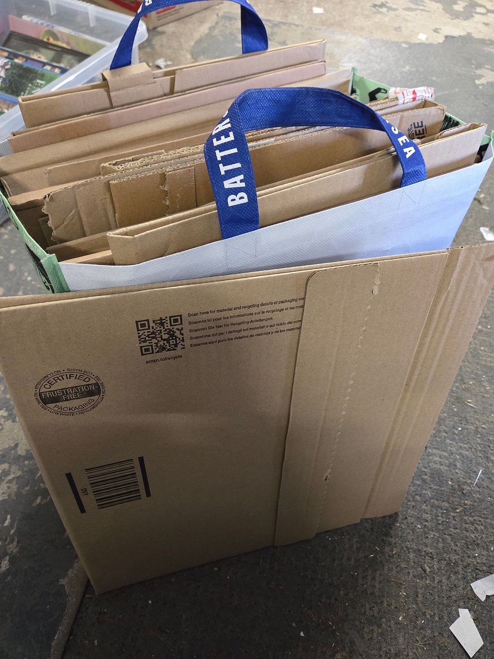 Lot 229 – 20 LP Mailing Boxes
