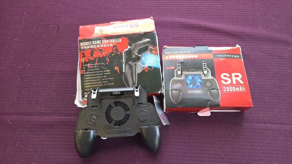 Lot 282 – Two Battlegrounds Mobile Game Controllers