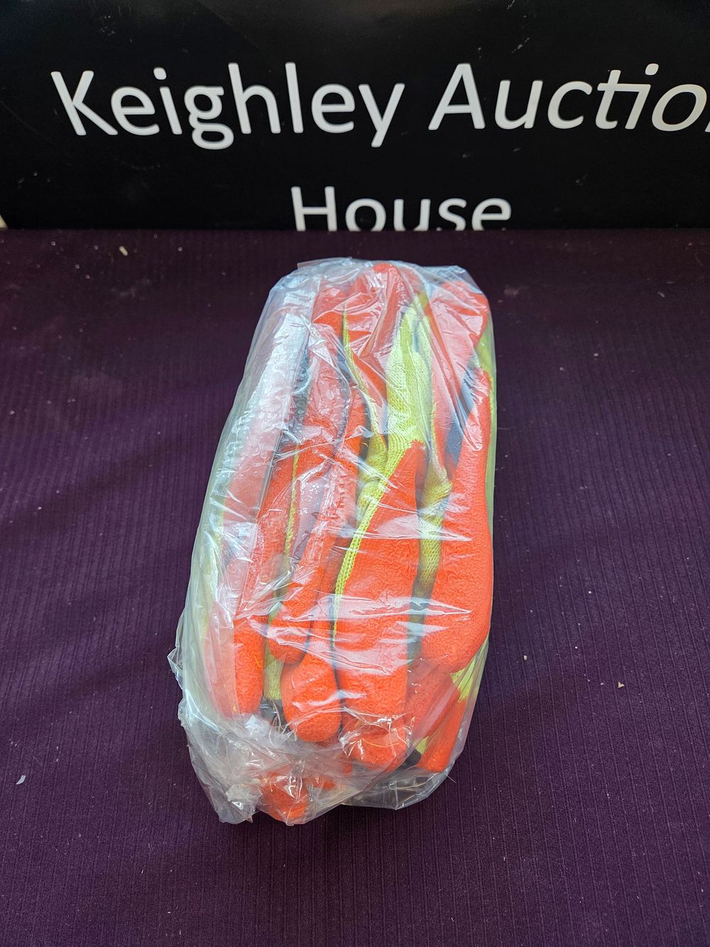 Lot 399 – A Collection of High-Visibility Heavy-Duty Work Gloves