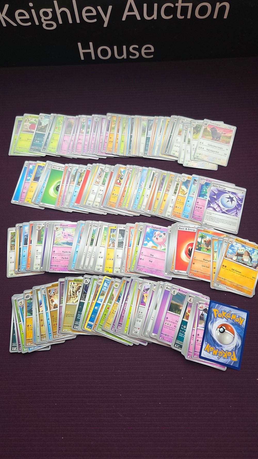 Lot 159 – A Collection of Trading Cards