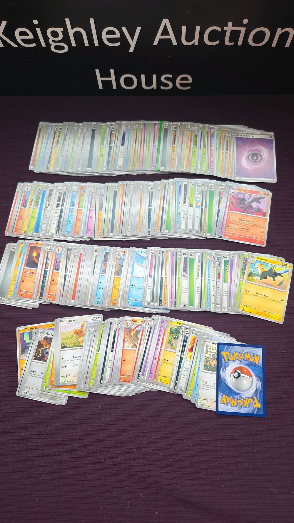 Lot 163 – A Collection of Trading Cards