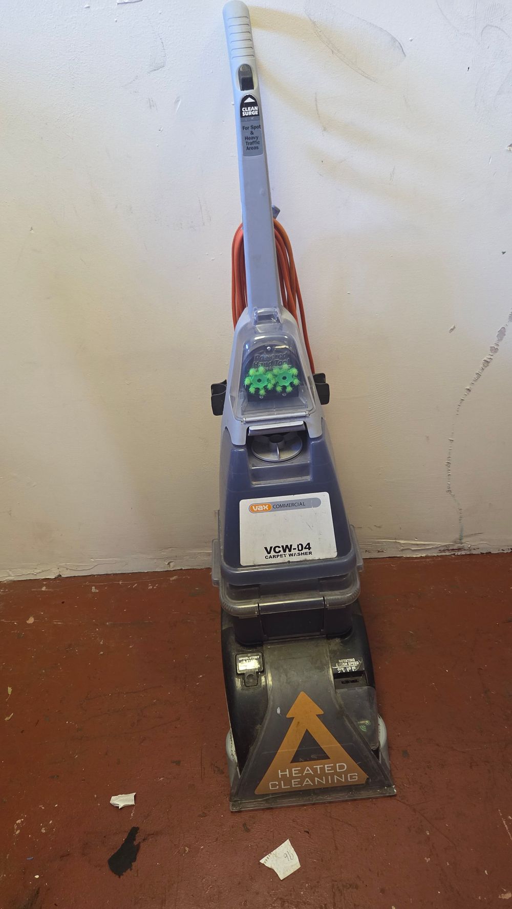 Lot 220 – Vax Commercial VCW-04 Carpet Washer powers on