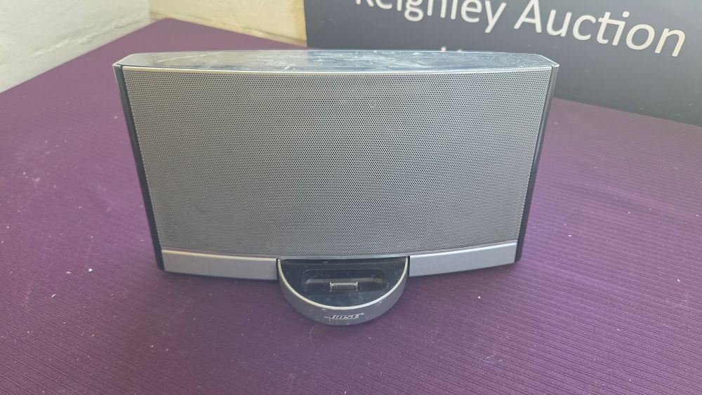 Lot 232 – Bose SoundDock Portable Digital Music System