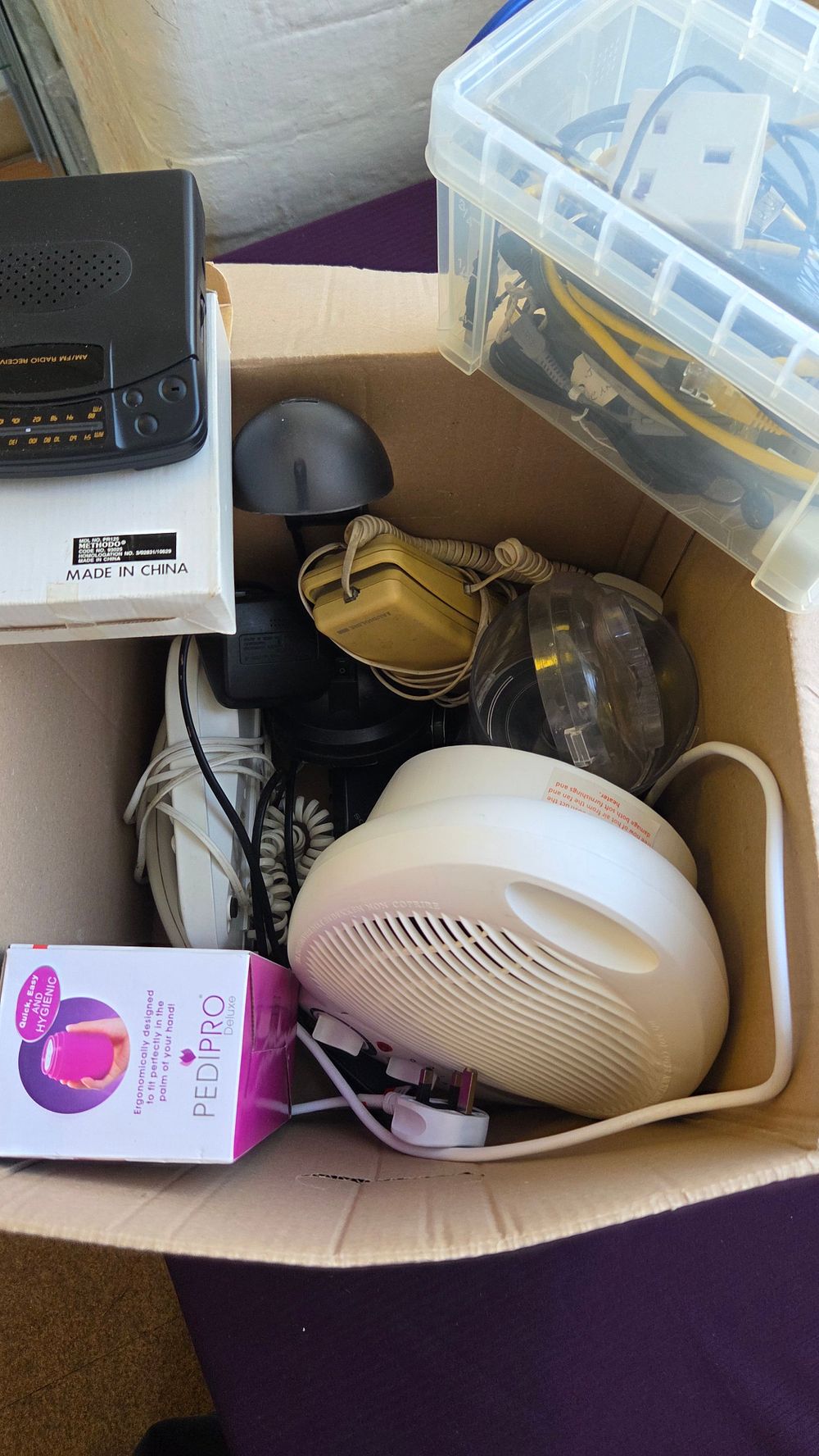 Lot 187 – An Assortment of Domestic Electronics and Hardware including a Fan Heater and Portable Radio