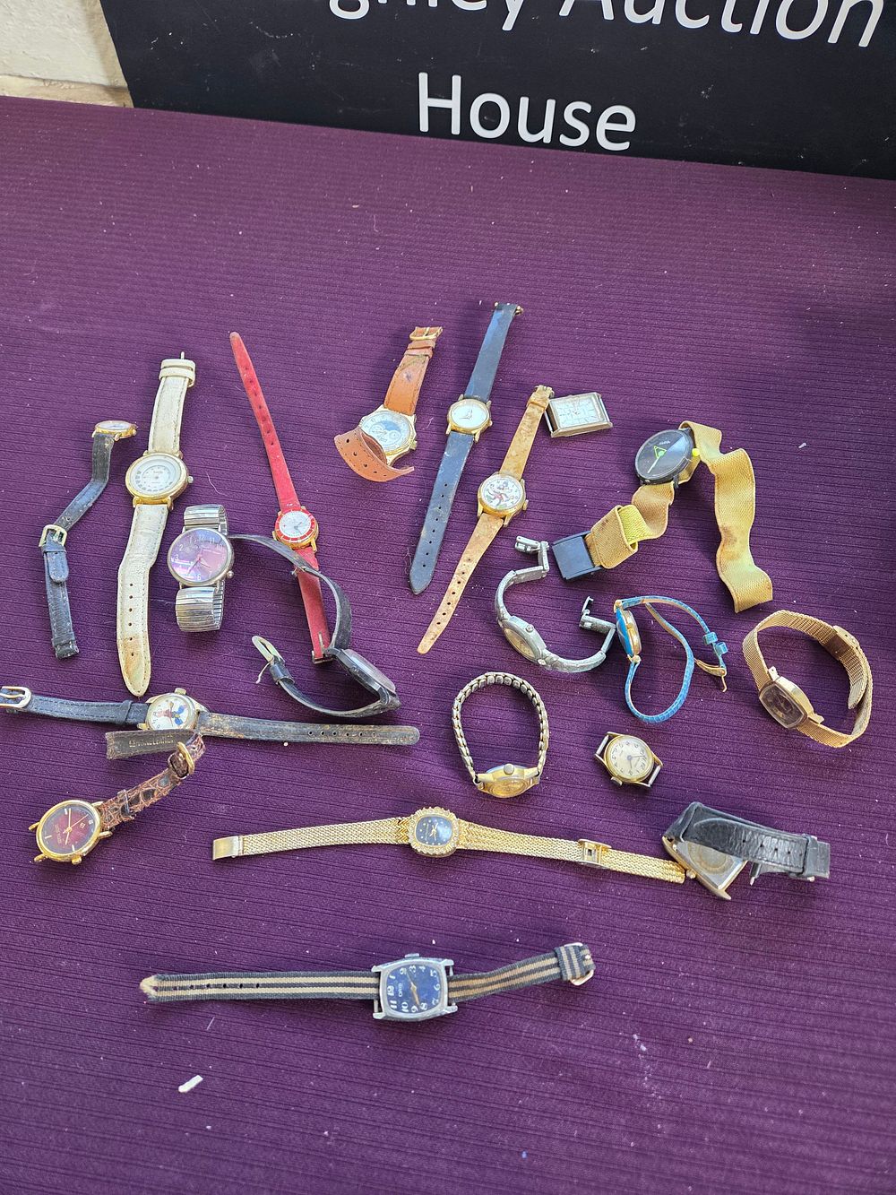 Lot 608 – A Collection of Vintage and Modern Wristwatches to include Oris
