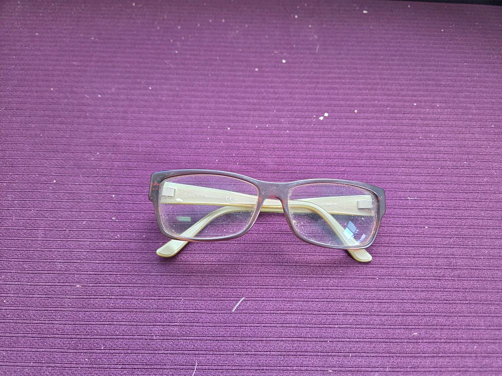 Lot 642 – Gucci GG 3133 Two-Tone Acetate Rectangular Eyewear Frames