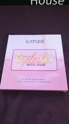 KARIDS Premium Eyelashes with Glue and Tweezer Kit