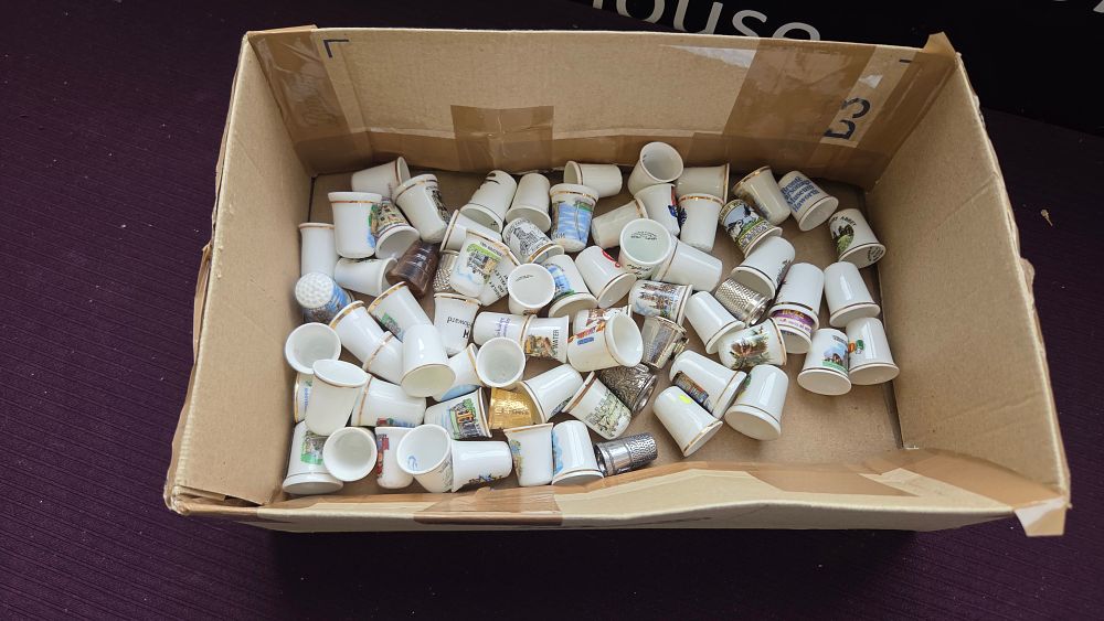 Lot 158 – A Collection of Ceramic and Metal Souvenir Thimbles
