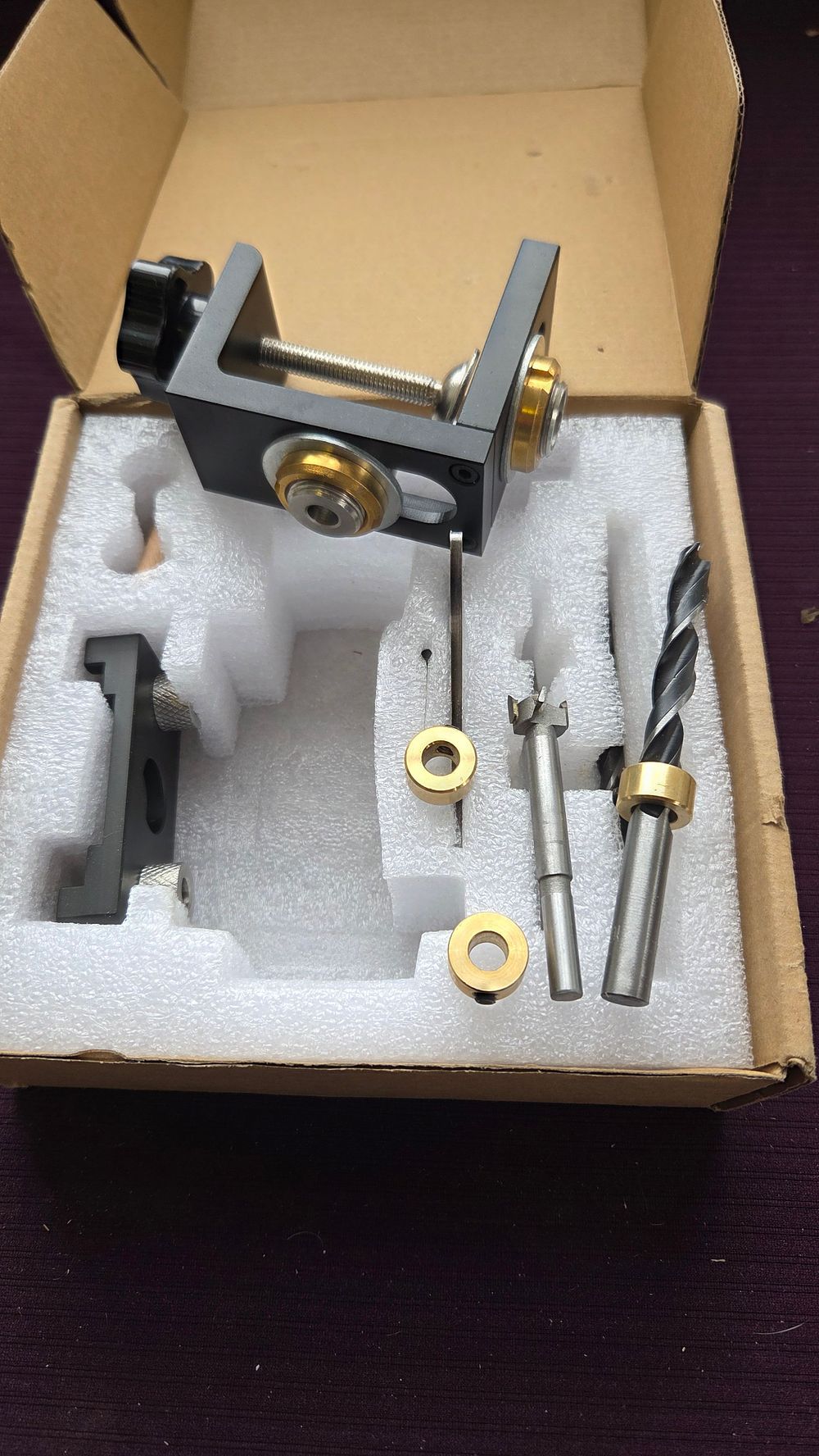 Lot 167 – A Ganwei 3-in-1 Adjustable Woodworking Jig Set