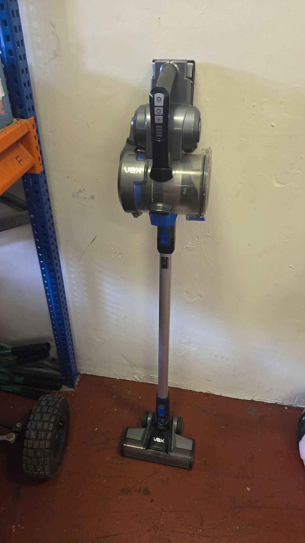 Lot 242 – A Vax Cordless Stick Vacuum Cleaner