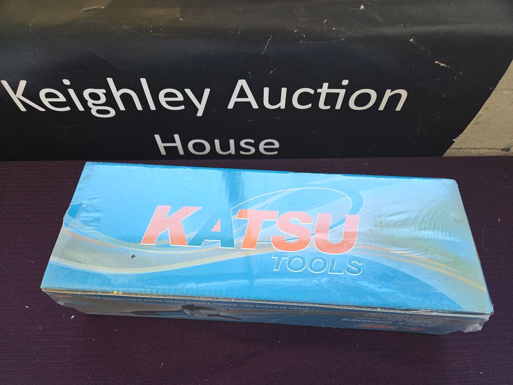 Lot 224 – A Katsu Tools 720W Angle Grinder Model 101676