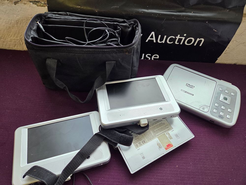 Lot 341 – Car DVD player