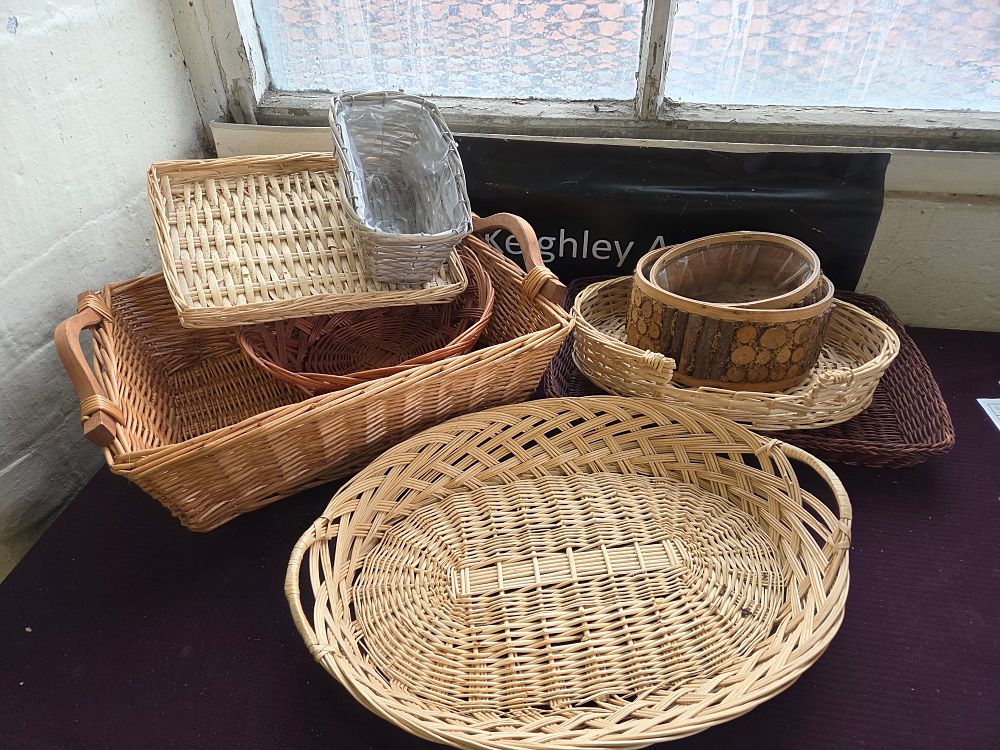 Lot 362 – A Collection of Woven Wicker and Wooden Baskets and Trays