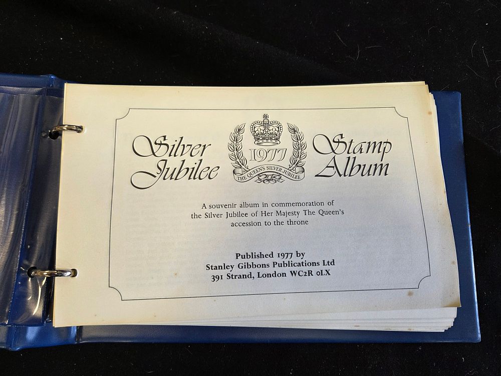 Lot 673 – UK & Commonwealth 1977 Silver Jubilee Stamp Album, SG, MNH
