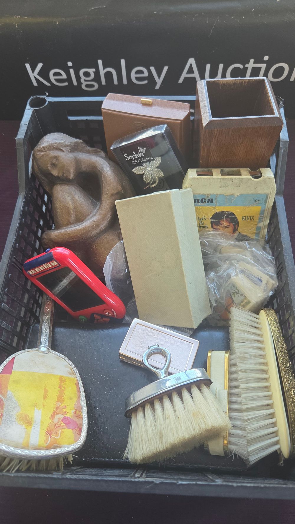 Lot 266 – A Collection of Vintage and Modern Collectables Including Elvis Presley 8-Track and Grooming Brushes