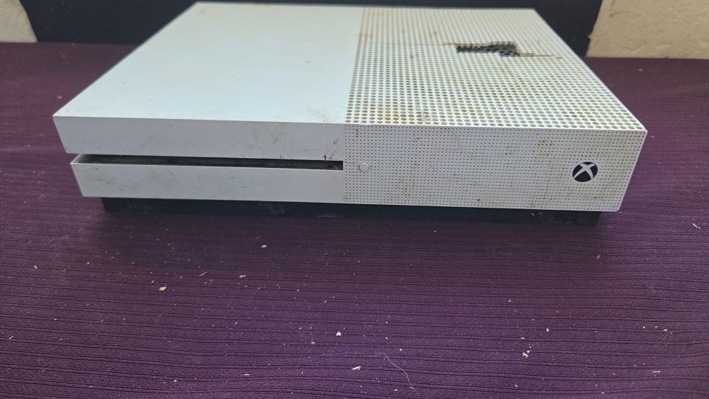 Lot 339 – Microsoft Xbox One S Video Game Console Model 1681